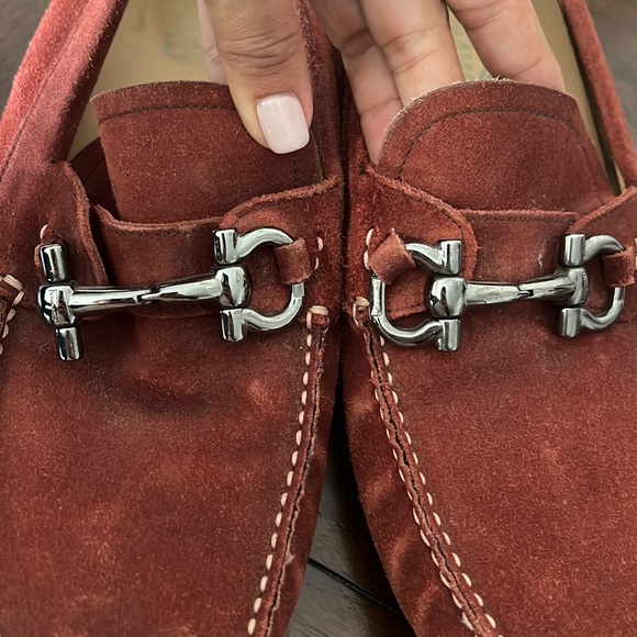 Men Shoes - Picture 3 of 4